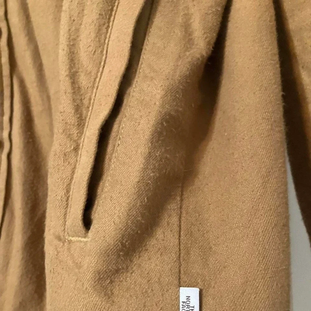The North Face Campshire Tan Shacket Button Up‎ Fleece Lined Size XL Utility